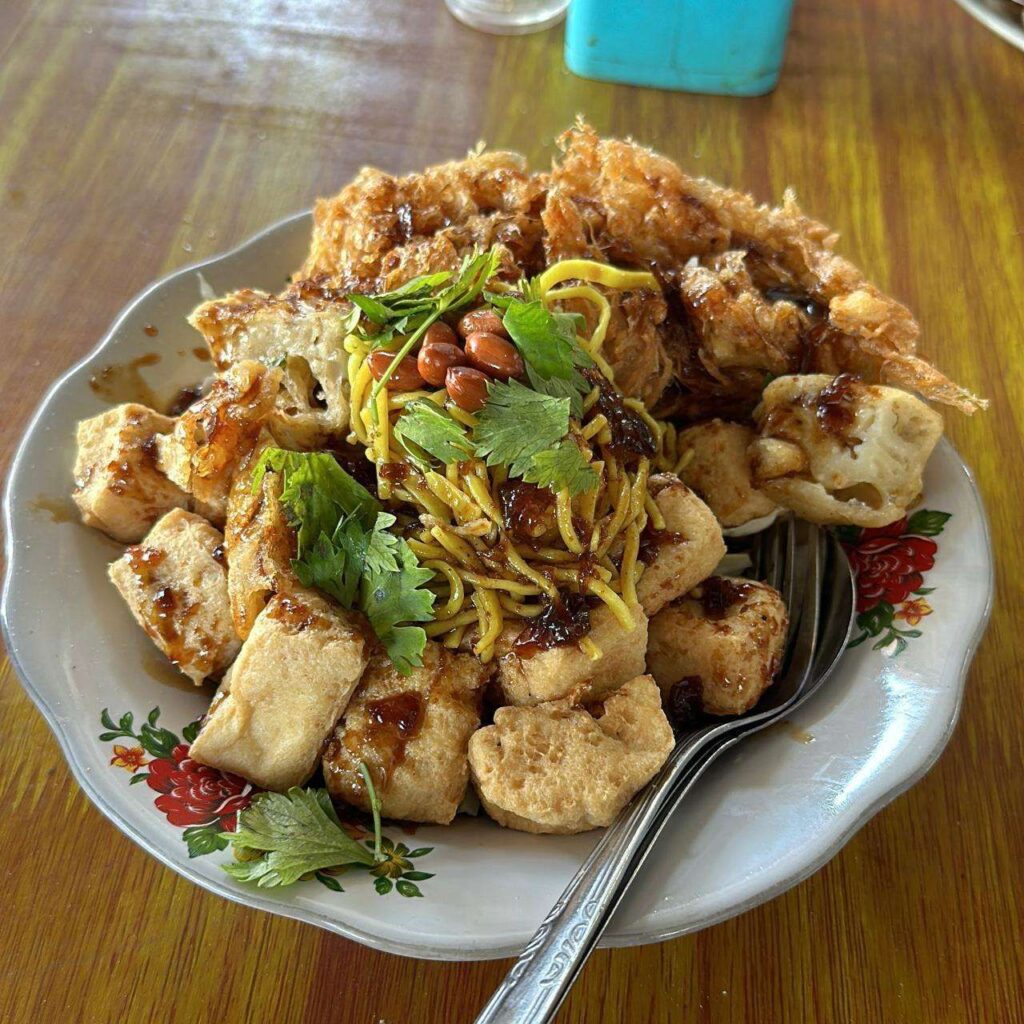tahu kupat